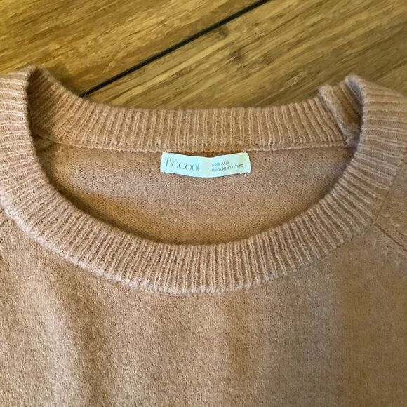 BeCool Persimmon Sweater 🧡🍊🎃🤩 - Picture 2 of 4